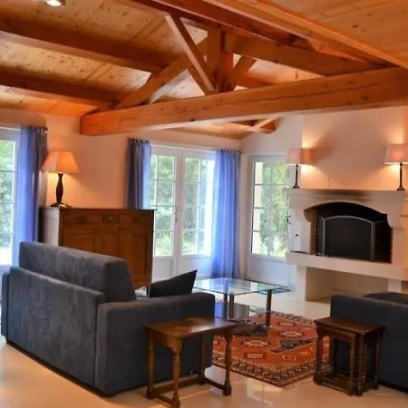 House 4 Personnes Noirmoutier : Location Vacances Pour 4 Personnes Dans Le Bois Des Eloux A L'epine.