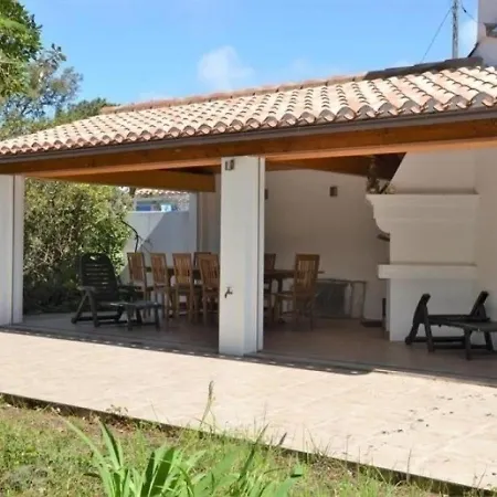 Casa de Férias House 4 Personnes Noirmoutier : Location Vacances Pour 4 Personnes Dans Le Bois Des Eloux A L'epine. L'Epine (Vendee)