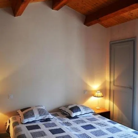 House 4 Personnes Noirmoutier : Location Vacances Pour 4 Personnes Dans Le Bois Des Eloux A L'epine.
