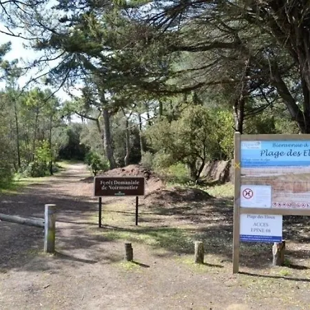 House 4 Personnes Noirmoutier : Location Vacances Pour 4 Personnes Dans Le Bois Des Eloux A L'epine. * L'Epine (Vendee)